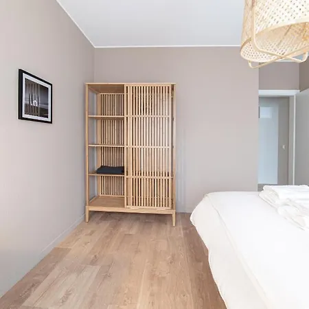 Large & Cosy Apartment For 7 Near City Center *